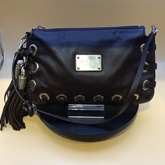 MICHAEL KORS DARK EXPRESSO BROWN  SOFT LEATHER CLUTCH WITH 2 TASSEL WEAVE BOTTOM - Picture 1 of 14